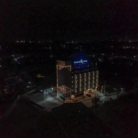Sr Grand Hotel Chiangmai Chiang Mai Bagian luar foto