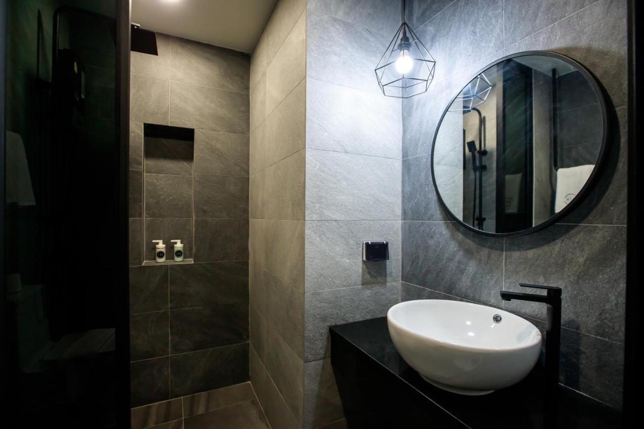 Sr Grand Hotel Chiangmai Chiang Mai Bagian luar foto
