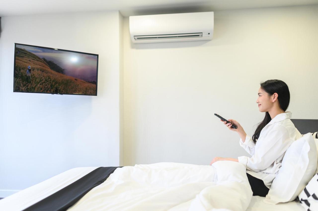 Sr Grand Hotel Chiangmai Chiang Mai Bagian luar foto